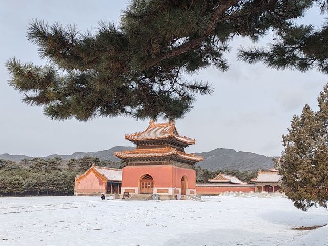 薄雪紅妝祭皇家——清東陵