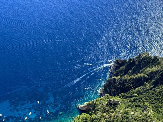 Capri  美到令人窒息嘅海島