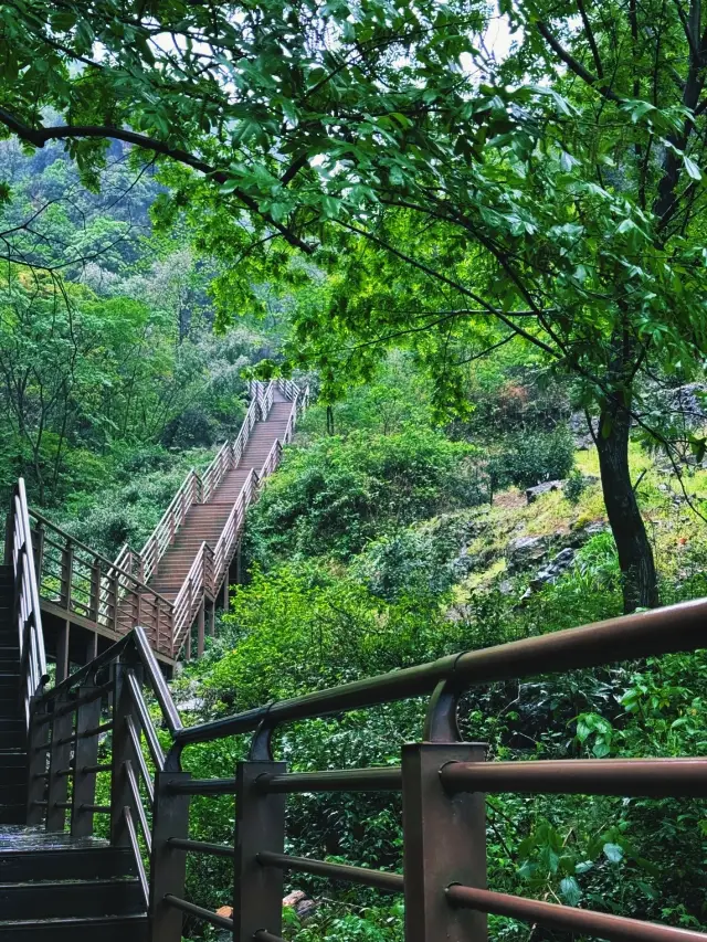 Step into the real-life Wizard of Oz! Complete Hiking Guide to Xuedouling