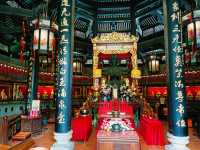 The Ethereal Heartbeat: Immersion in a Fujian Taoist Temple