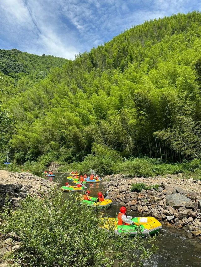 南京媽咪避暑湊仔2小時直達22℃夏天，小朋友玩到拉都唔肯走