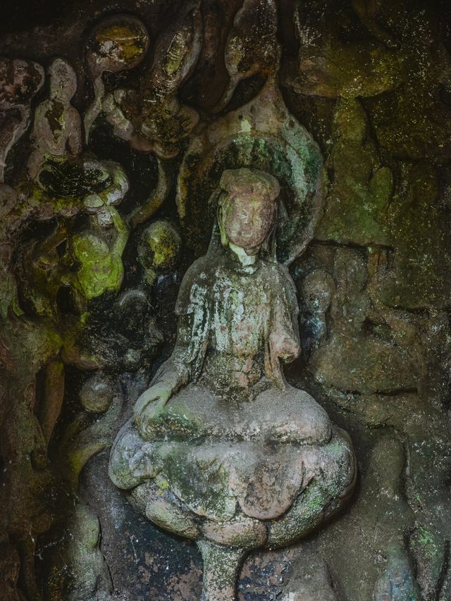 喺都江堰嘅密林深處，隱藏住成都最美嘅唐代造像