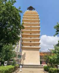 隱藏喺昆明市中心嘅南詔佛塔