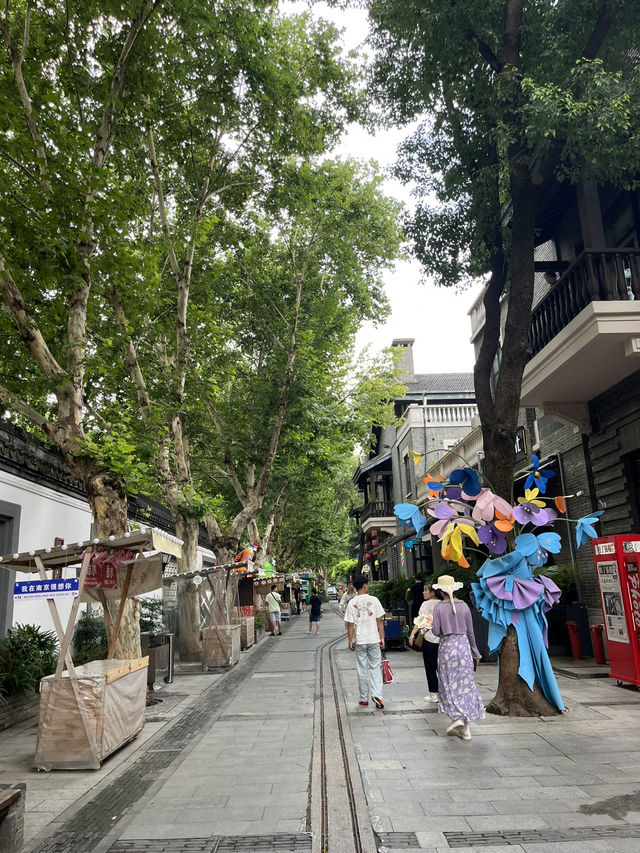 🏛️【南京必遊】70+長者實測!總統府慢遊指南!帶長輩這樣玩最舒適 🏛️【南京必遊】70+長者實測!總統府慢遊指南!帶長輩這樣玩最舒適