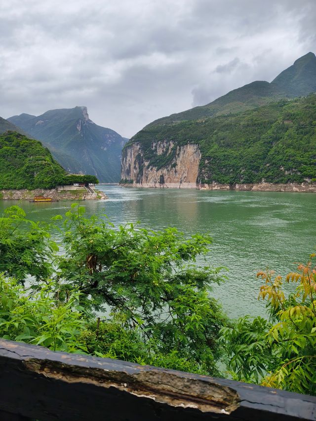 白帝城打卡十元背面風景照