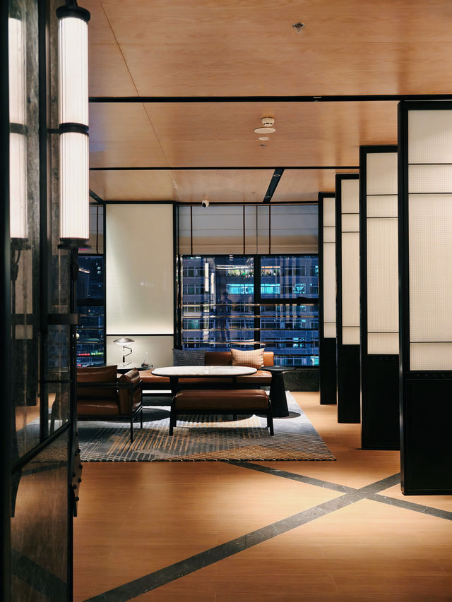 在重慶高空打卡解放碑，是一種什麼體驗？