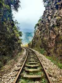 在昆明陽宗海旁竟然藏著一條停用的百年米軌鐵路