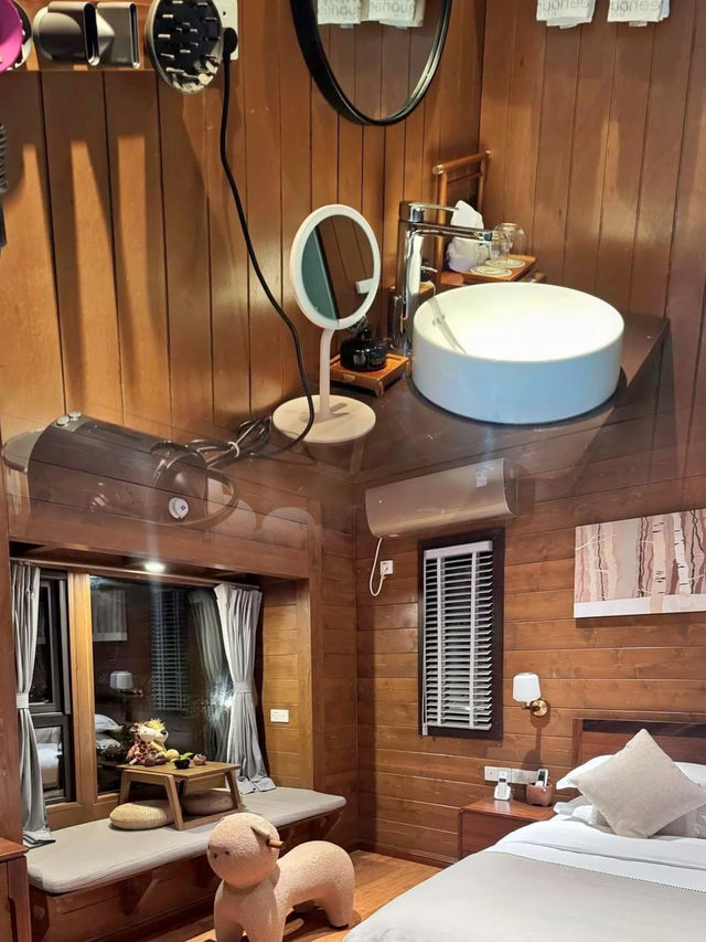 興義藏在森林裡的童話！星空樹屋太治癒了