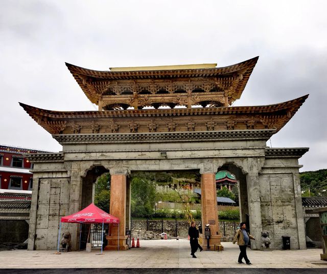 青海2天1夜極致穿越|2500元玩轉「天空之鏡+藏地秘境」? 青海2天1夜極致穿越|2500元玩轉「天空之鏡+藏地秘境」?