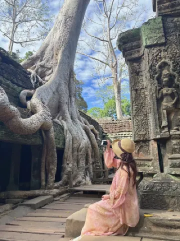 Spent 6 days at Angkor Wat during the Cambodia-Thailand conflict