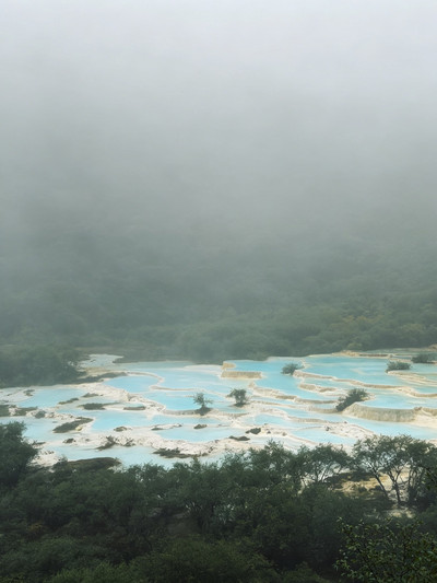 黄龍景区｜人間の瑶池カラフルな仙境 | Trip.com 松潘