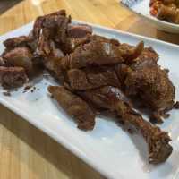環境闊落的小炒店