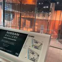 横浜の日産グローバル本社で車を見学