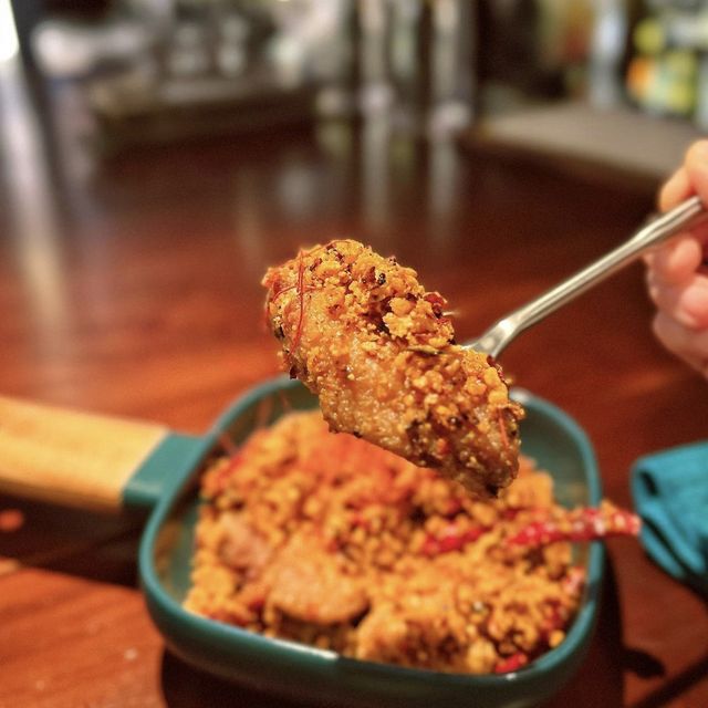 必食惹味避風塘雞翼 嫩滑粉紅保濕焗豬鞍