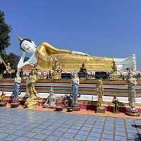 ไหว้พระขอพร หลวงพ่อทันใจ วัดพระธาตุดอยคำ