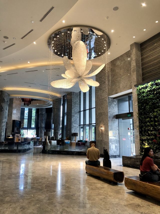 หนีร้อนไปนอนที่ Carlton City Hotel, Singapore