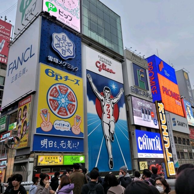 美食與購物完美融合的商圈🛍🍱