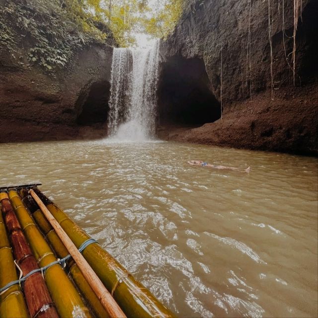 Suwat Waterfall, Bali 