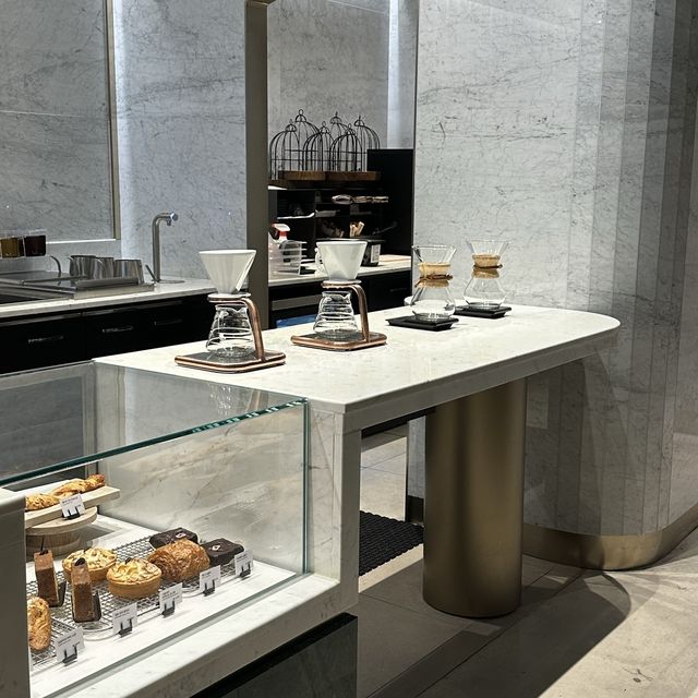 韓国:フェヒョン˗ˏˋ Starbucks in L'Escape Hotel  ˎˊ˗