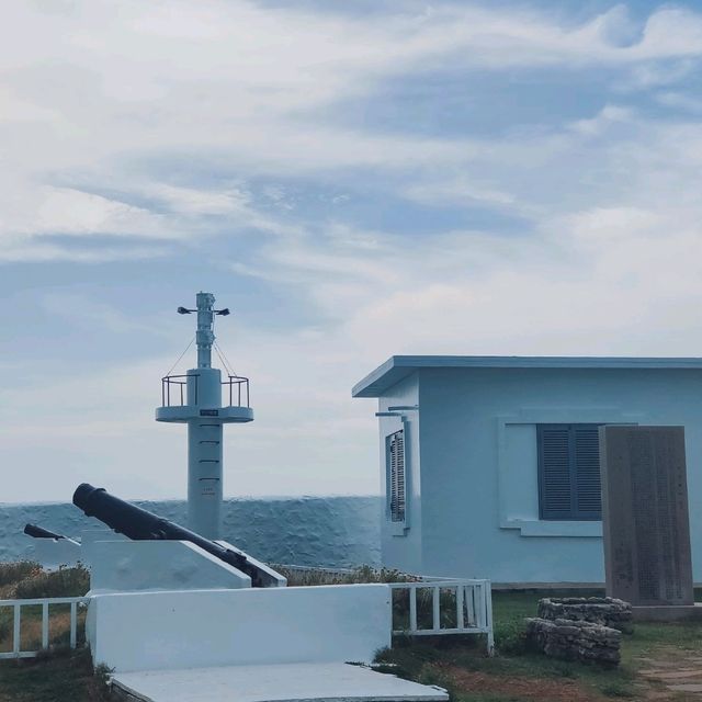 浪漫純白風-漁翁島燈塔