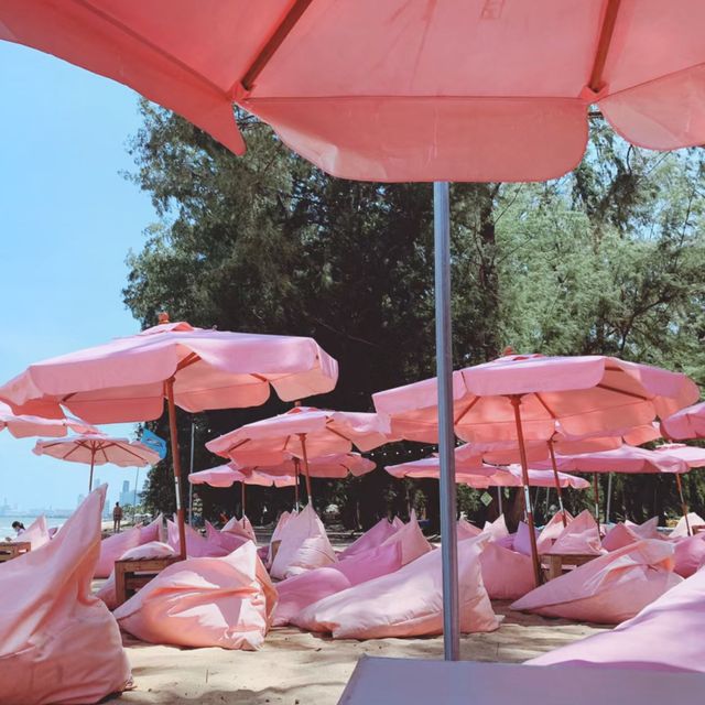 💖芭堤雅沙灘上嘅粉紅色Cafe