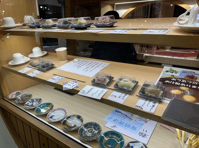 北海道・札幌。イートイン可能なおはぎ専門店『甘味処おはな(おはぎ専門店) すすきの店』