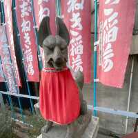 名古屋大須商店街旁的古老神社