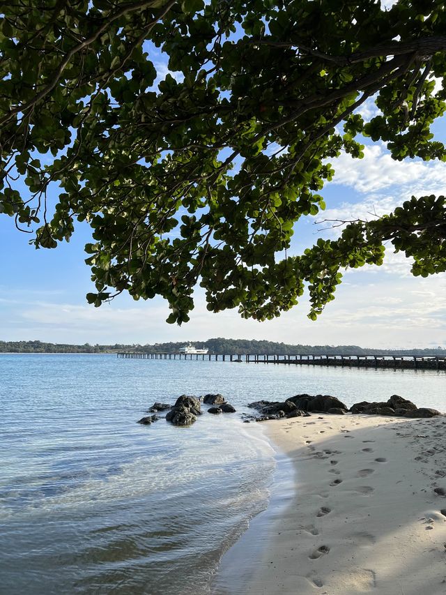 เกาะขาม หาดสวย น้ำใส ไม่ไกลกรุงเทพ