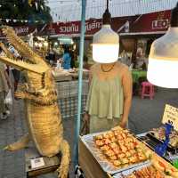 泰國 清邁 Wua Lai 街夜市 週六限定