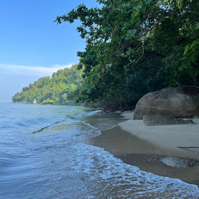 Paradox Hill : Brings You to Hidden Beach 