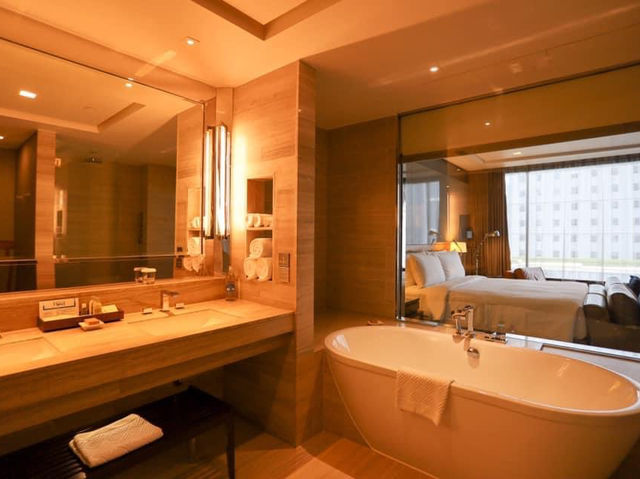 Hilton Sukhumvit Bangkok Hotel ที่พักสวยกลางกรุง