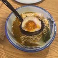 人氣拉麵店「AFURI阿夫利」🍜