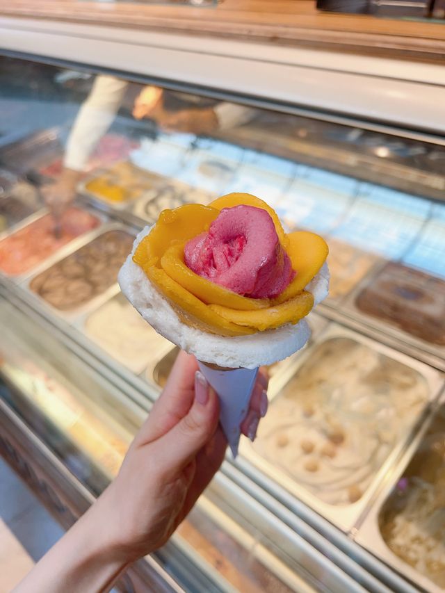 🇮🇹 米蘭 • 小天使花瓣雪糕 🌹🍦