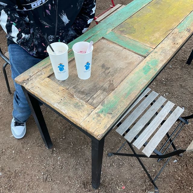 유럽식농장모티브로 만든 감성카페