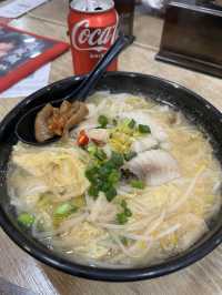 譚仔三哥全新酸菜鯛魚米線 🐟