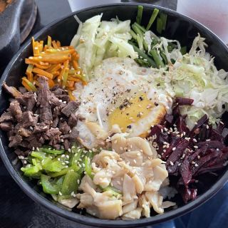 在Senapati可以品嚐的韓國料理“哥哥紫菜包飯”