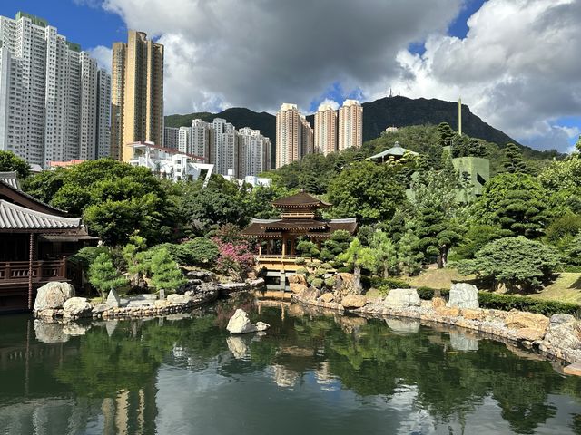 坐港鐵遊香港 | 鑽石山站 | 南蓮園池與志蓮淨苑