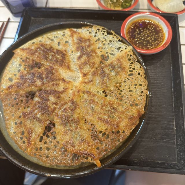 넓적우동이 맛있는 행리단길 맛집 [요미우돈교자]