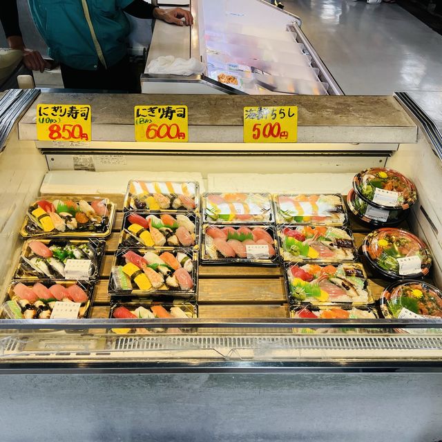 好地道嘅沖繩泊港漁市場