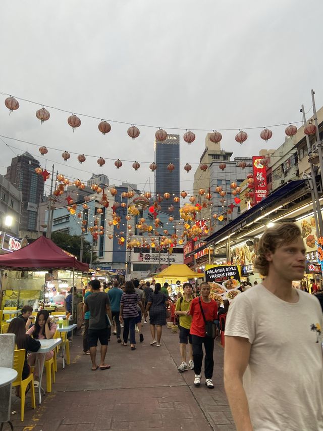 📍JALAN ALOR STREET FOOD 