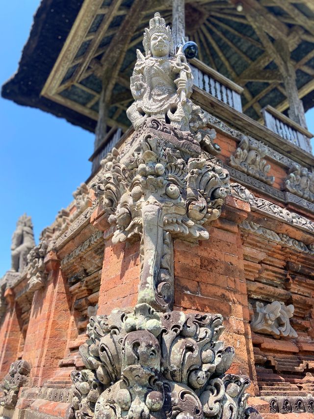 The most beautiful temple🛕 in the garden 🇮🇩