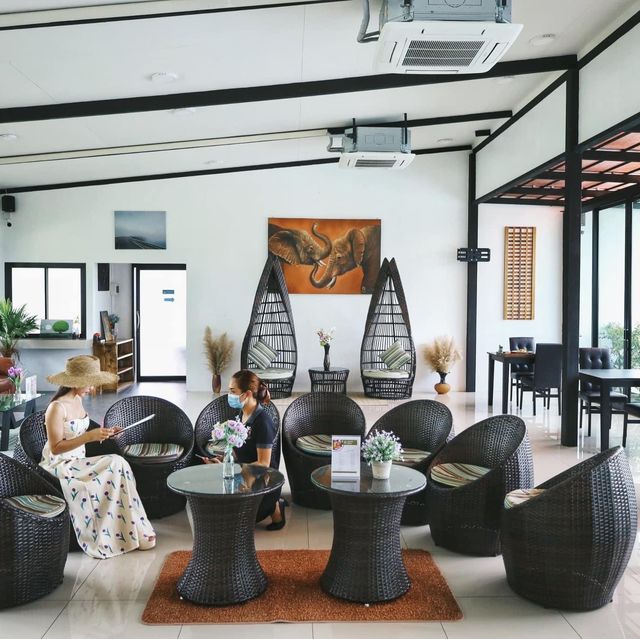 Caligo Resort 