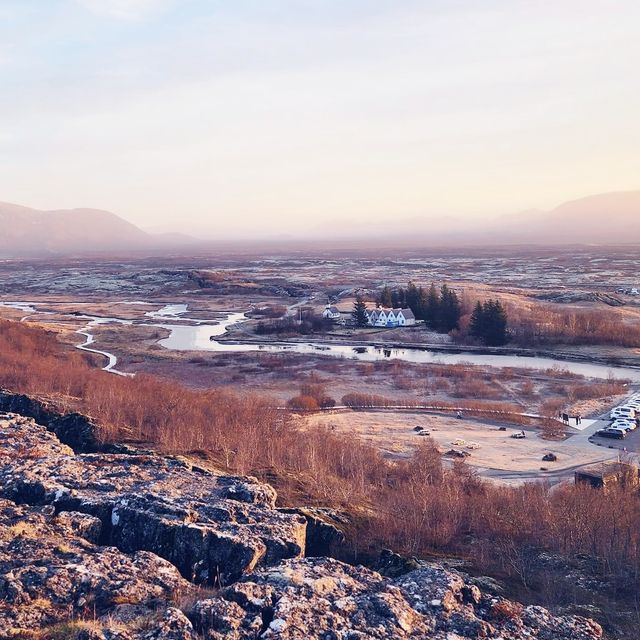 Sunrise  tour in Thingvellir National Park