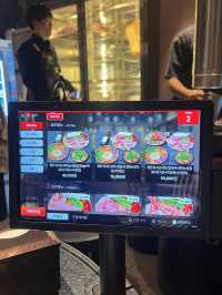 【韓国旅行】韓国グルメ"弘大"で味わう肉厚サムギョプサル