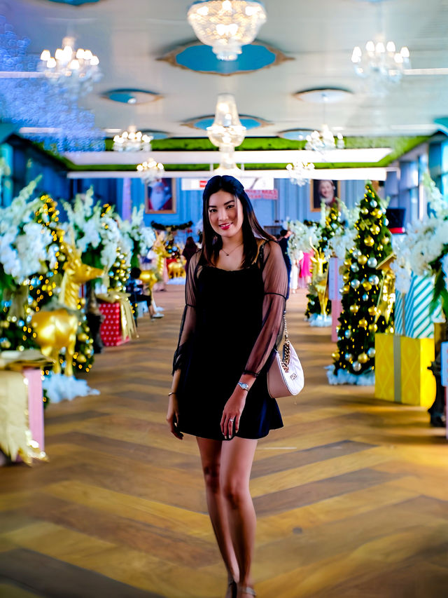 เดินเล่น Central Phuket ในธีมคริสมาสต์ 
