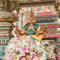 พระแม่อุมาเทวี  (วัดแขก) สีลม