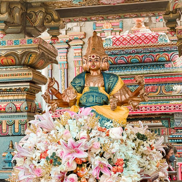 พระแม่อุมาเทวี  (วัดแขก) สีลม