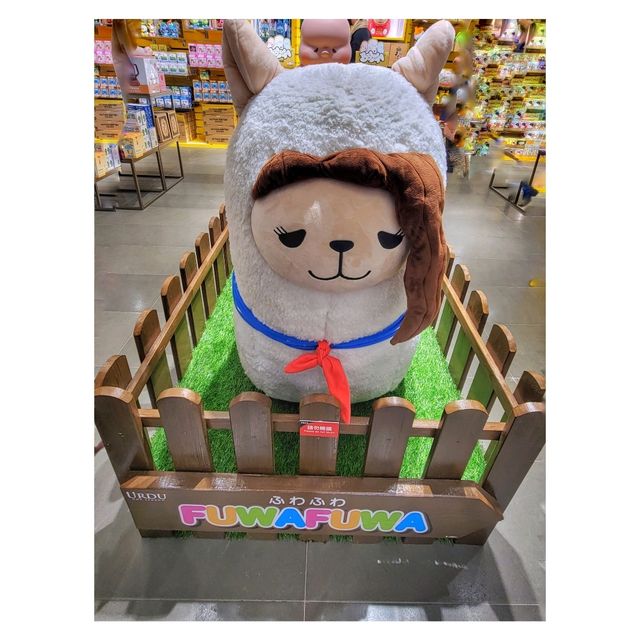 迪士尼授權產品專賣店體驗。IDEA