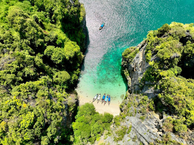 Secret Beach - Poda Island