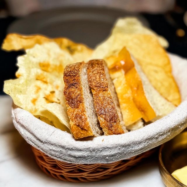 😍 𝐂𝐚𝐯𝐢𝐚𝐫! 鮮味! 中環慶生餐廳推介
